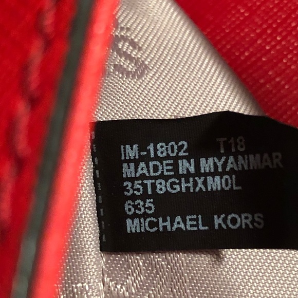 💥NEW💥MK Hamilton crossbody set - Picture 8 of 8